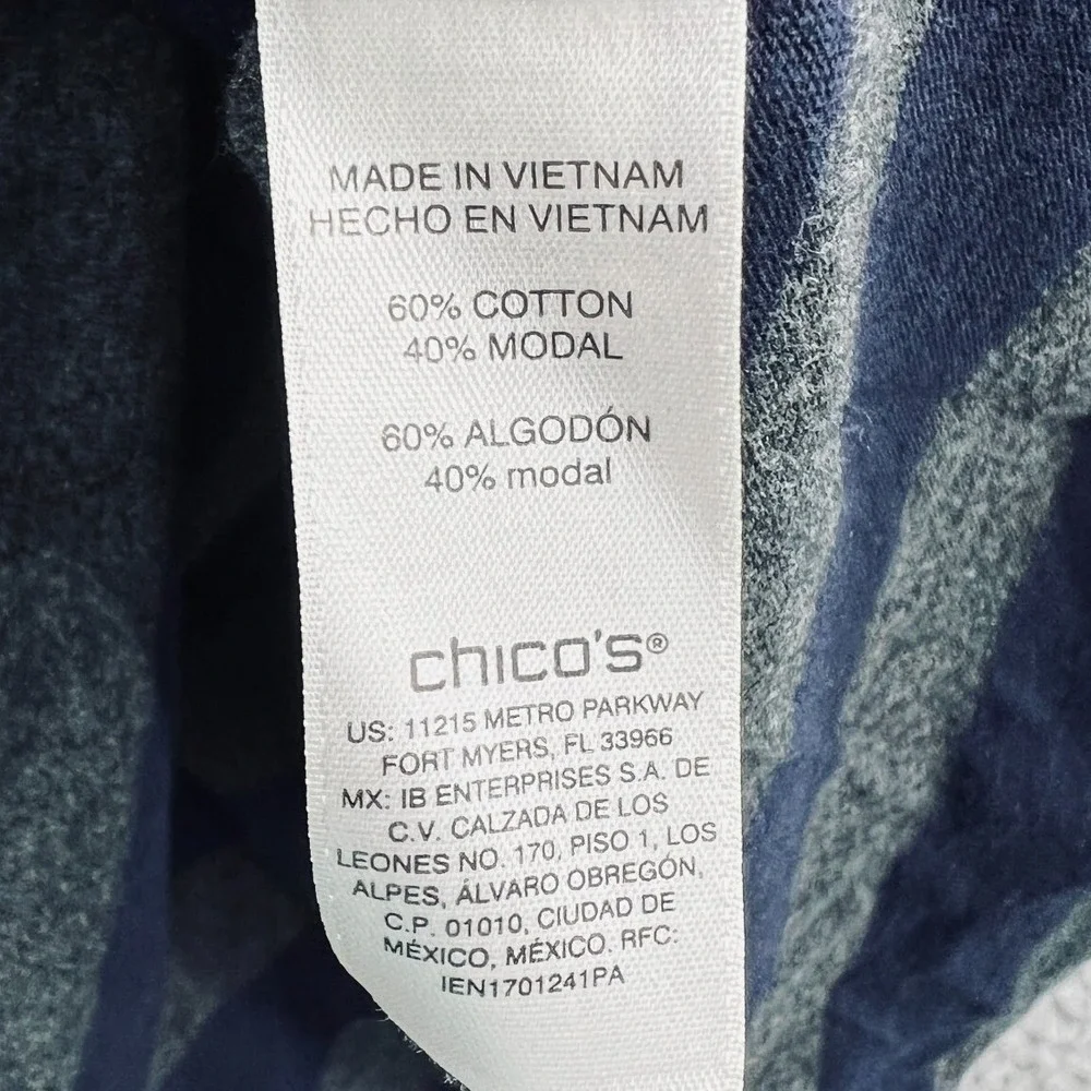 Chicos Womens Minimalist Top L Striped Relaxed Pullover Casual Everyday Capsule
